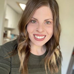 Meet your Posher, Keshia